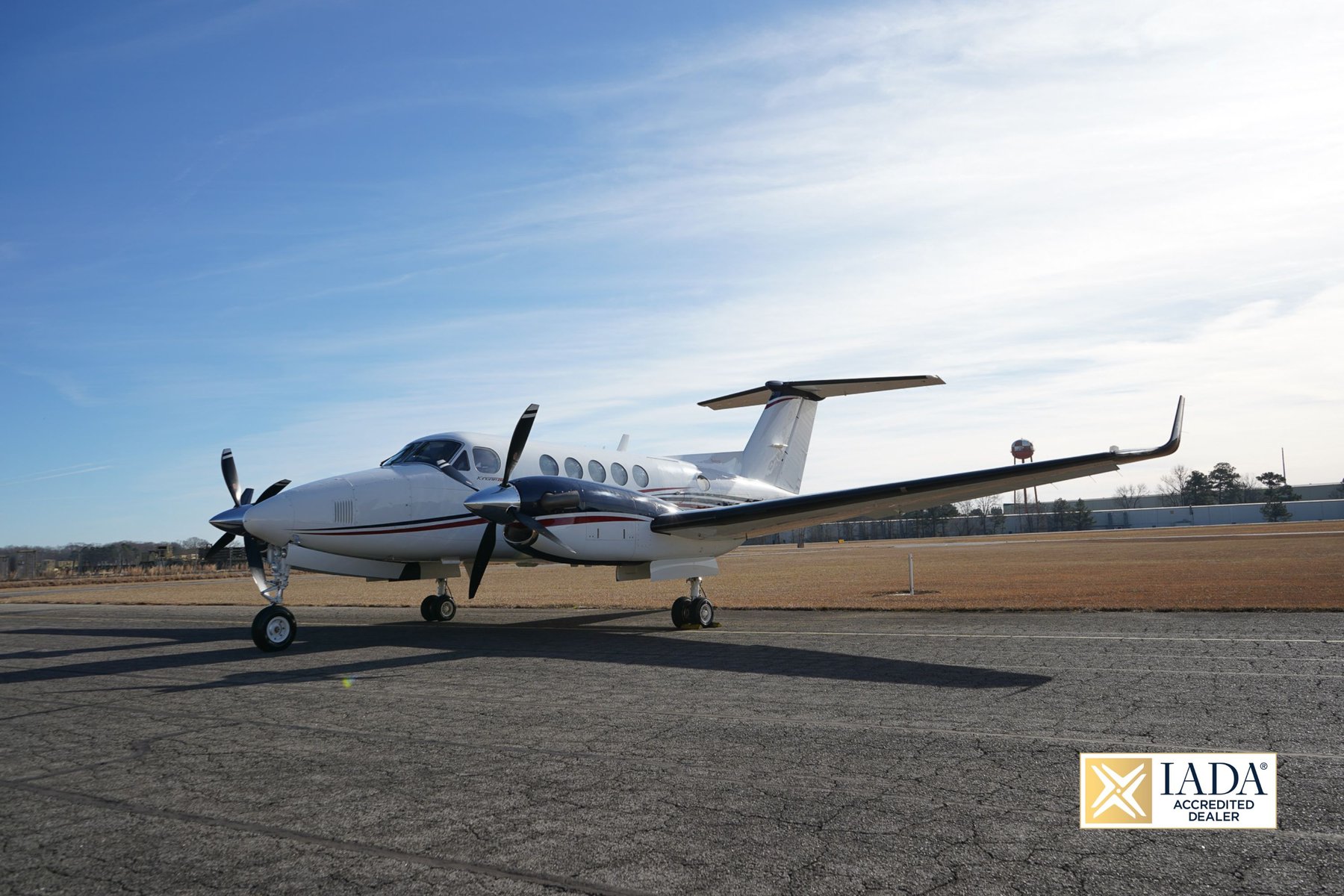 N979PS 2014 BEECHCRAFT KING AIR 250